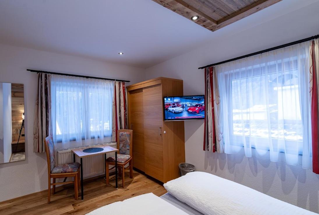 Hotel Haus Gisela Oetz Zewnętrze zdjęcie