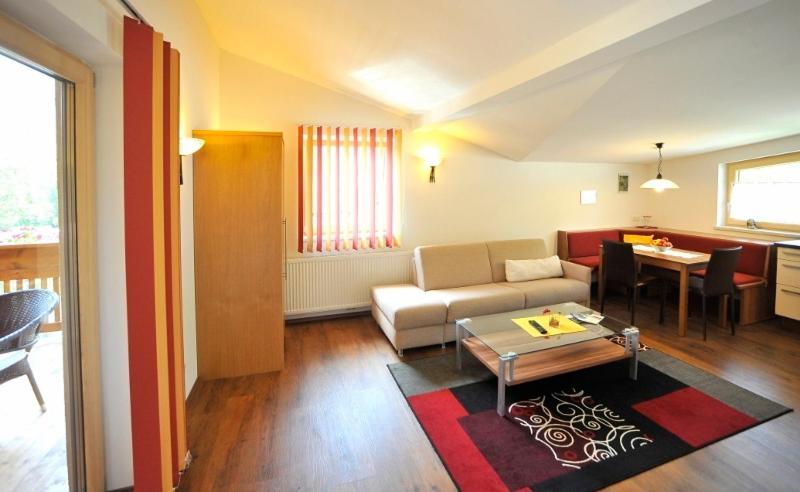 Hotel Haus Gisela Oetz Zewnętrze zdjęcie